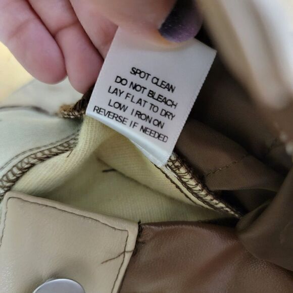 Le Lis Brown Faux Leather Color Block Straight Leg Crop High Rise Pants Size Sma - Picture 7 of 14